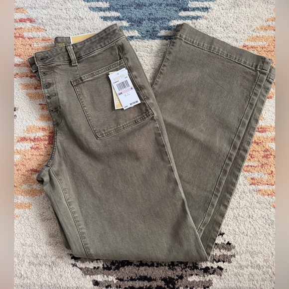 MICHAEL Michael Kors Pants - BNWT Michael Kors Bootcut Denim - Size 6